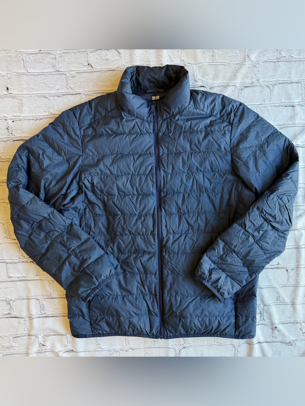 Uniqlo Lightweight Durable Blue Puffer Quilted
Jacket Zip Size Large Blue Travel